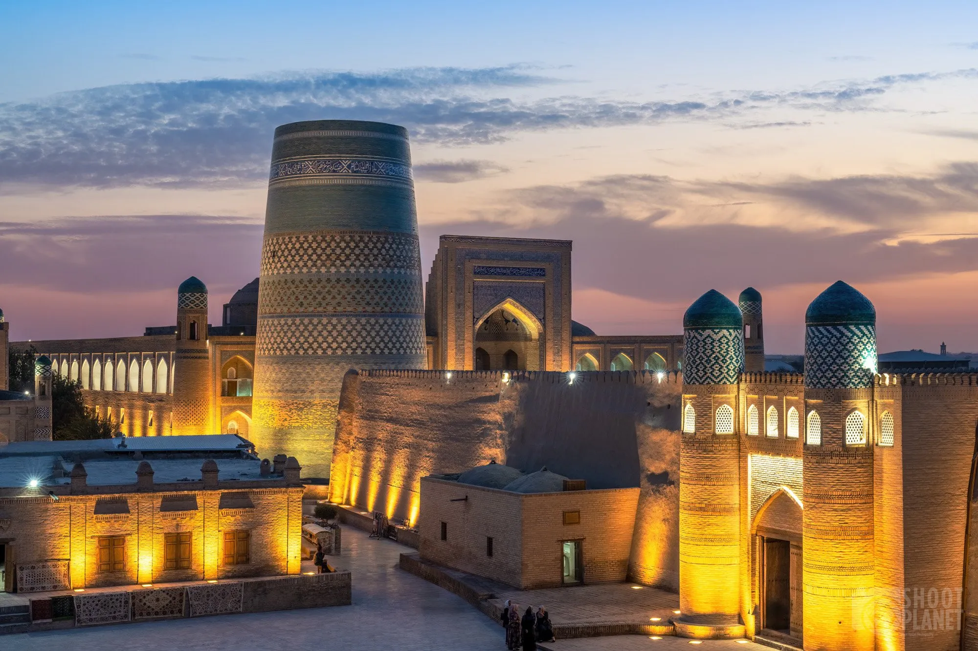 Guided city walking tour in khiva