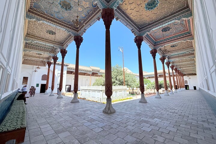 Summer Palace and City Outside Tour